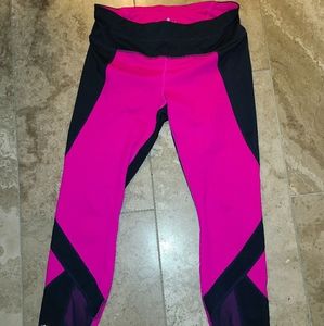 Athleta Sonar Colorblock Electric Fuchsia and Navy